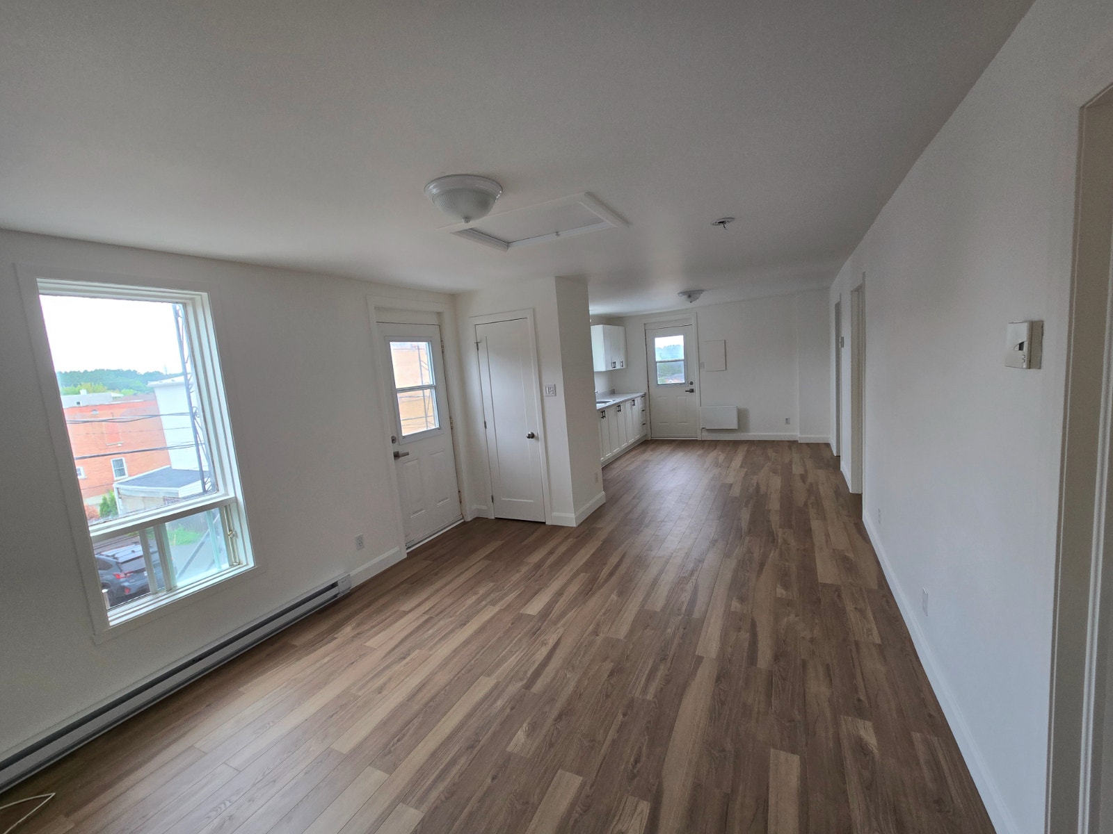 Appartement 4 1/2 à louer — photo 1
