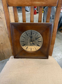 Bolivia quarts wall clock