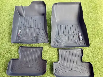 Used -Like new. Fitment: 2015-2023 Ford Mustang Package List: 2 x mats for 1st row (Driver and Passe...