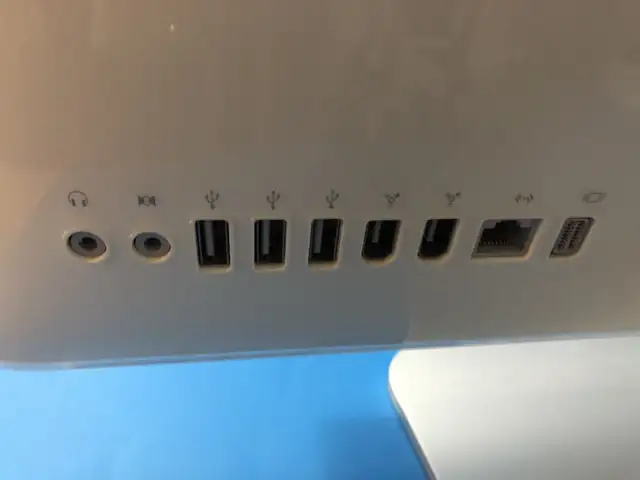 IMac 17”  Core2 Duo 2Gb Ram 150HDD great condition $299 in Desktop Computers in Markham / York Region - Image 6