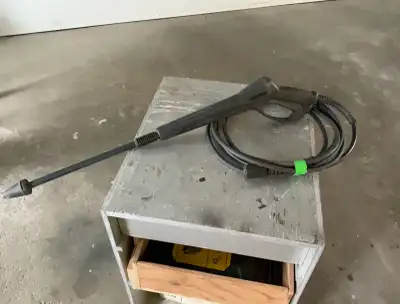 hose. pour laveuse. à pression 10$, View more