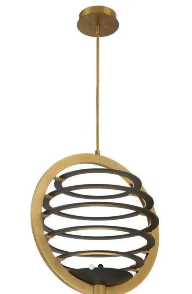 Modern Gold Ring Chandelier in Indoor Lighting & Fans in Markham / York Region - Image 3