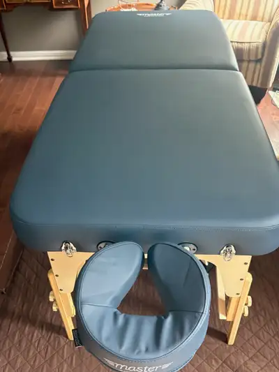 Massage Table-Mint condition Therma Top Technology, View more