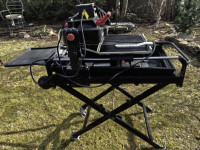 Brutus Tile Saw with Water Pump and Folding Stand