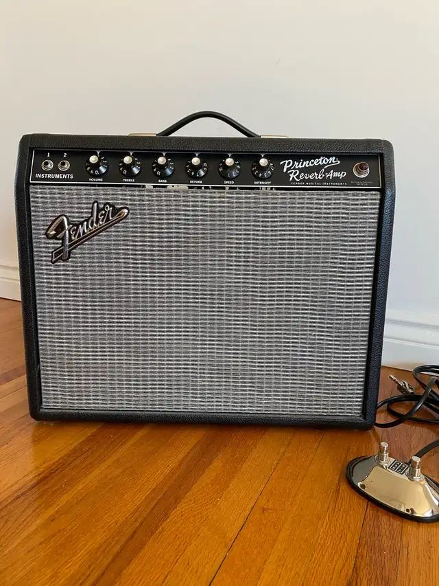 Fender 65’ Princeton Reverb Amp in Amps & Pedals in Windsor Region - Image 3
