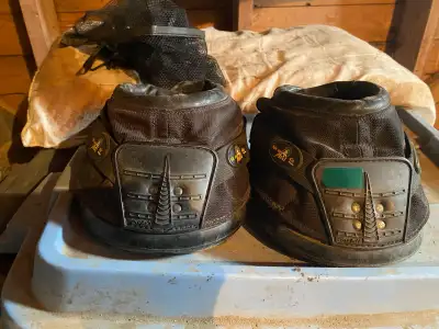 Hoof boots, View more