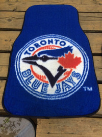 TAPIS D'AUTO (2) LOGO TORONTO BLUE JAYS NEUFS