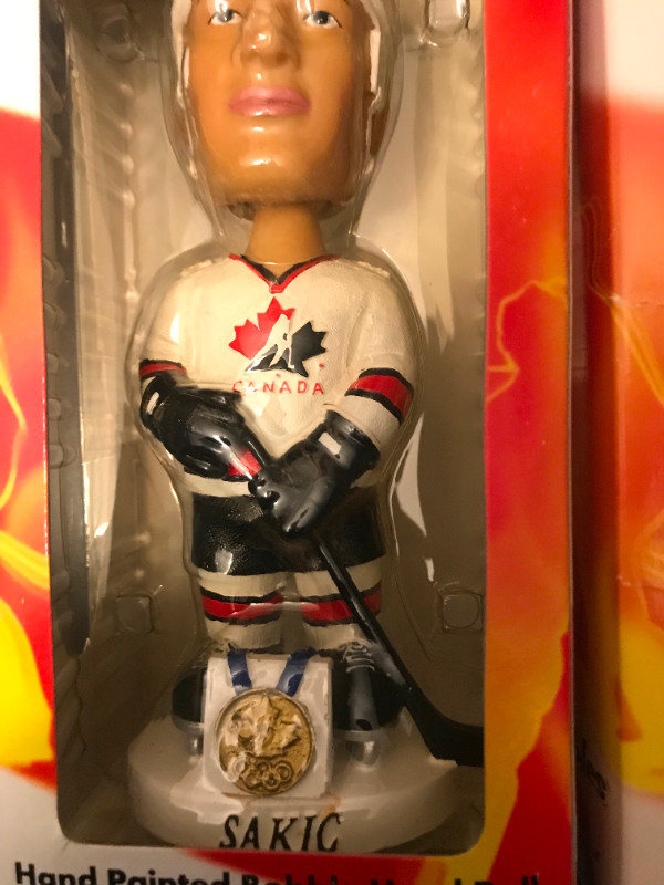 NEW Handpainted Team Canada Hockey Team Bobbleheads in Arts & Collectibles in City of Toronto - Image 2