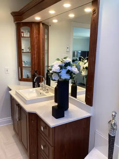 Vanité de salle de bain avec comptoir quartz, View more