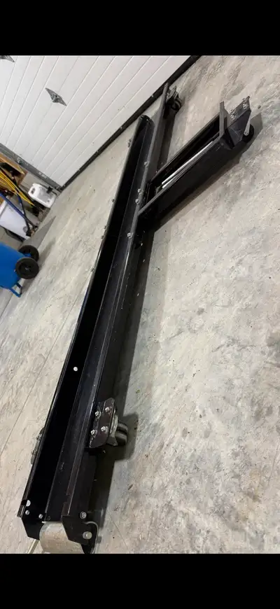Motorcycle Dolly. Size as shown. Light use in my garage.