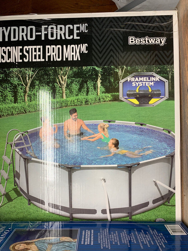 Hydro-force™ Steel Pro Max Round Swimming Pool, 12-ft in Hot Tubs & Pools in City of Toronto