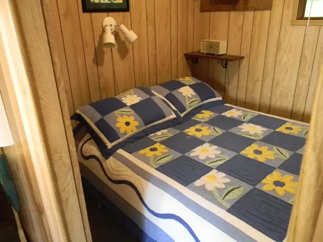 Waterfront Cottage on Manitoulin Island for Rent in Ontario in Canada - Image 3