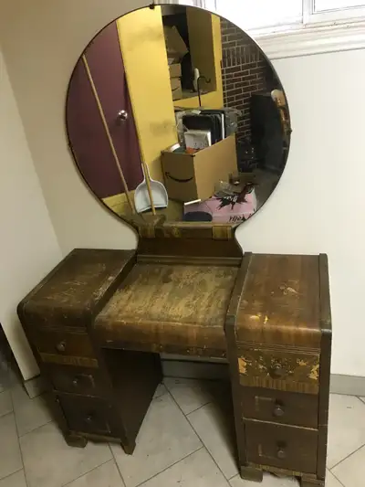 Antiquite des 1950 antique coiffeuse maquilleuse Vanity, View more