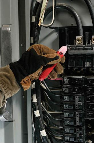 GARDEN BENDER 50-600VAC Circuit Alert Non-Contact Voltage Tester in Hand Tools in Markham / York Region - Image 4