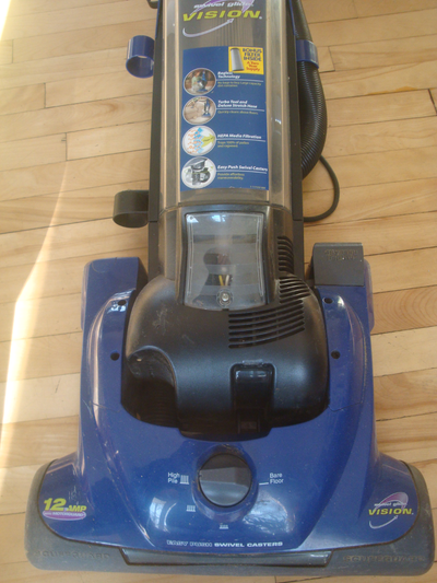 Aspirateur 12 A, View more