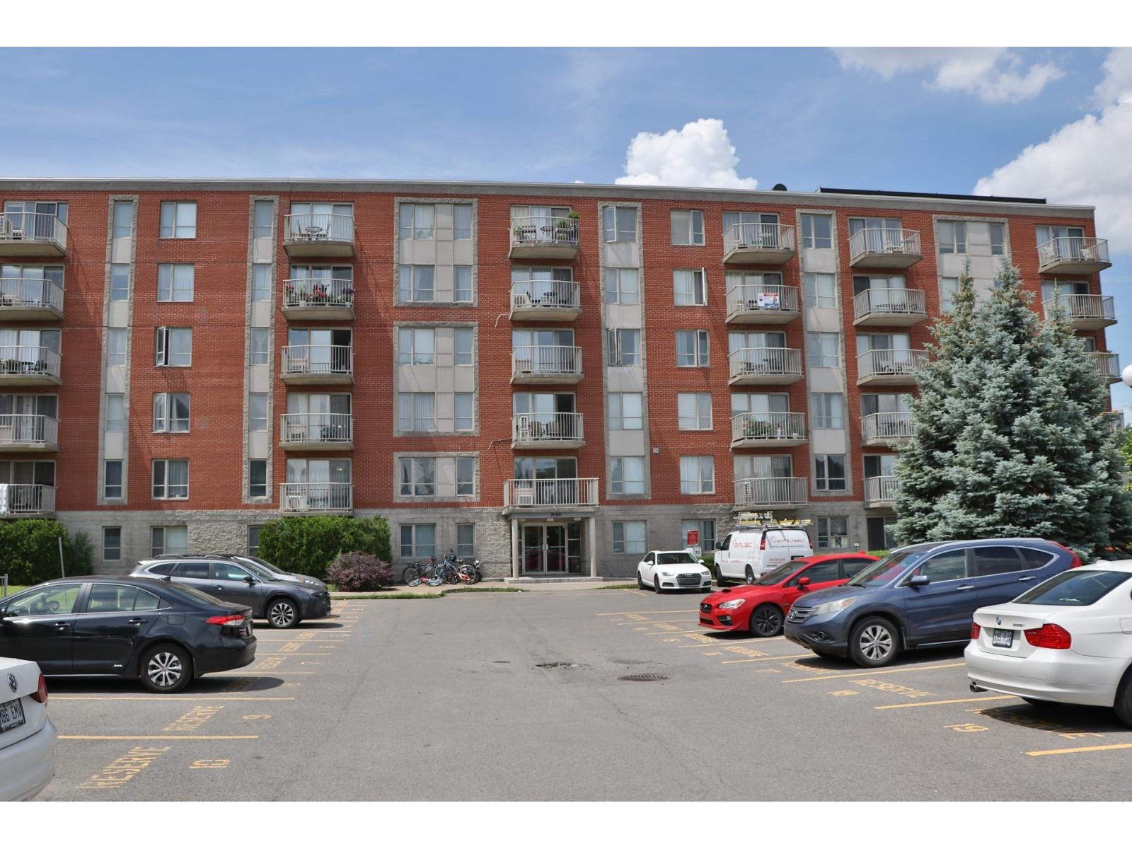 Condo 4 1/2 à louer — photo 1