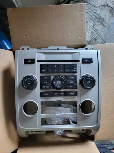 Mint condition Ford Escape Radio. Should fit 2008-2012 Escape Took off my 2010 to install Android Au...