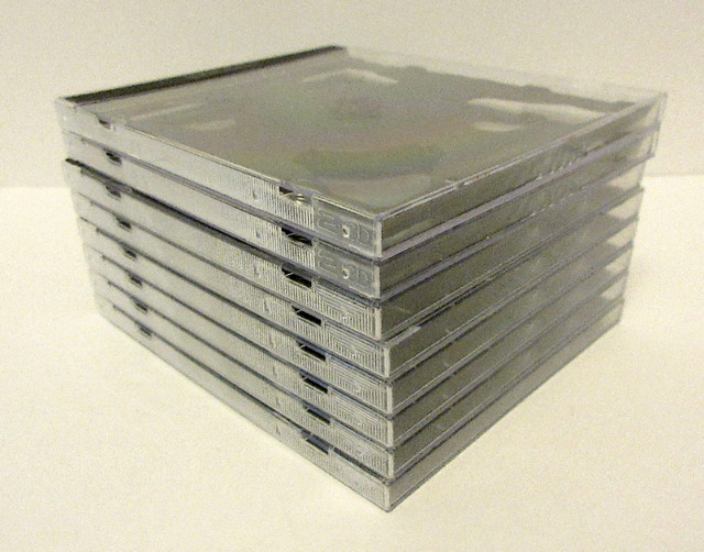 CD Jewel Cases 8 Piece LOT ( Single x6, Double x2 ) "Like New" in CDs, DVDs & Blu-ray in Stratford - Image 4