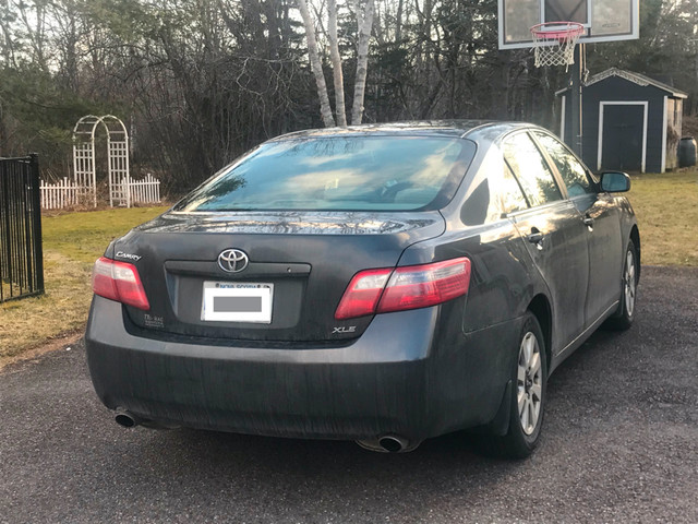 2009 Toyota Camry XLE in Cars & Trucks in Cape Breton - Image 3