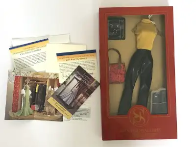 Franklin Mint Jennifer Stallone City Strut 16" Doll Outfit Jewel, View more