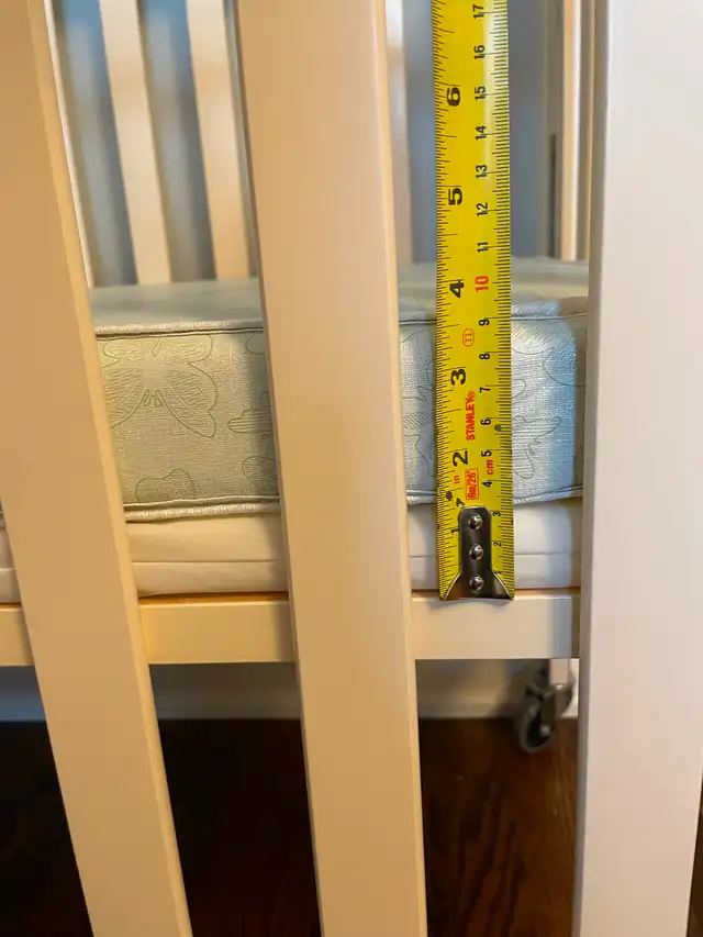 Mini Portable foldable baby crib in Cribs in City of Toronto - Image 7