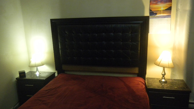 Ensemble Set de Chambre a Coucher QUEEN dans Lits et matelas  à Ville de Montréal - Image 4