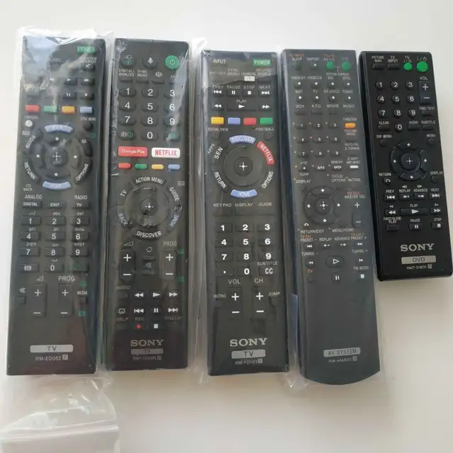 LG TV Remote Control in Other in Ottawa - Image 6