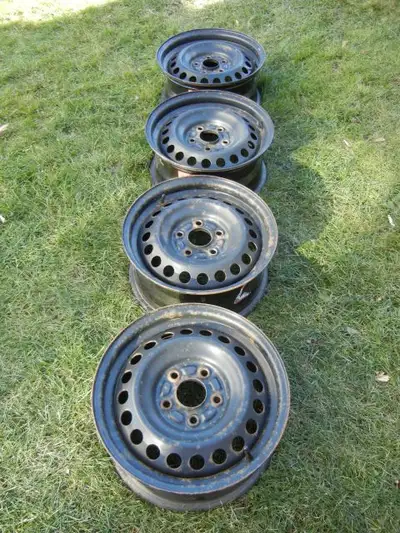 HONDA CIVIC 4 ROUES 15 PO D'ORIGINE 5 X 114.3