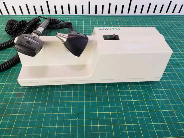 Welch Allyn 767 Series Otoscope & Ophthalmoscope Working W/Heads in Health & Special Needs in Calgary - Image 7