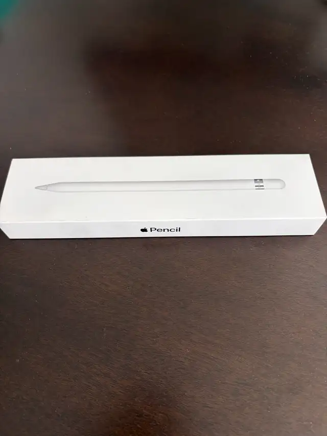 iPad Pro & Logitech keyboard case in iPad & Tablet Accessories in City of Toronto - Image 6