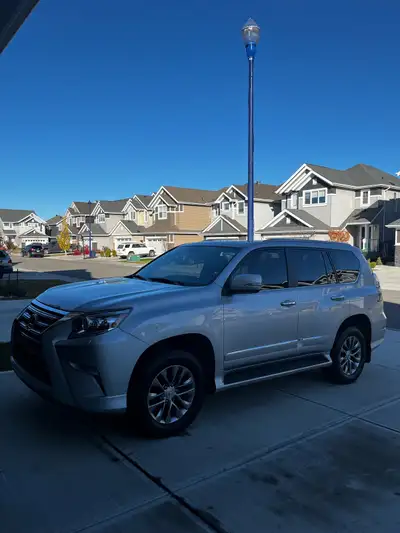 Lexus GX460 made in Japan Very well kept Always garaged All keys and manuals Very reliable Bulletpro...