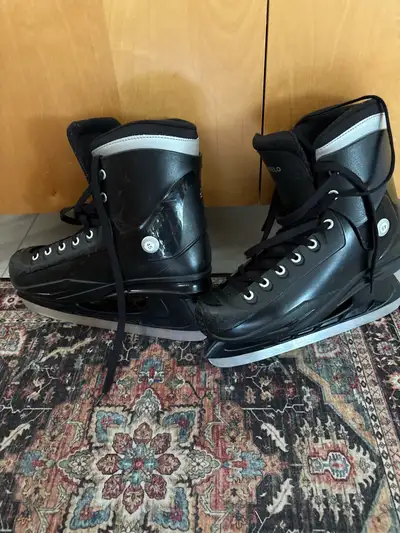 Oxelo Ice Skates Size 11 (45), View more
