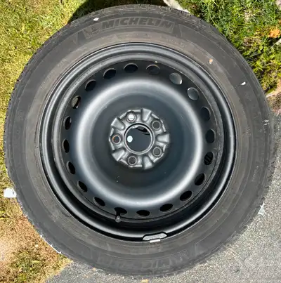 Features * Silica tread compound * Tread compoundTread depth 10(over 60%+ tread remaining) * Wide ci...