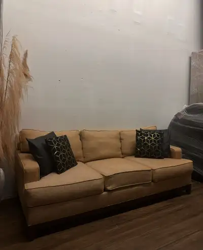 Ethan Allen ARCATA Couch 3 Seater Sofa Modern Comfortable Design, View more