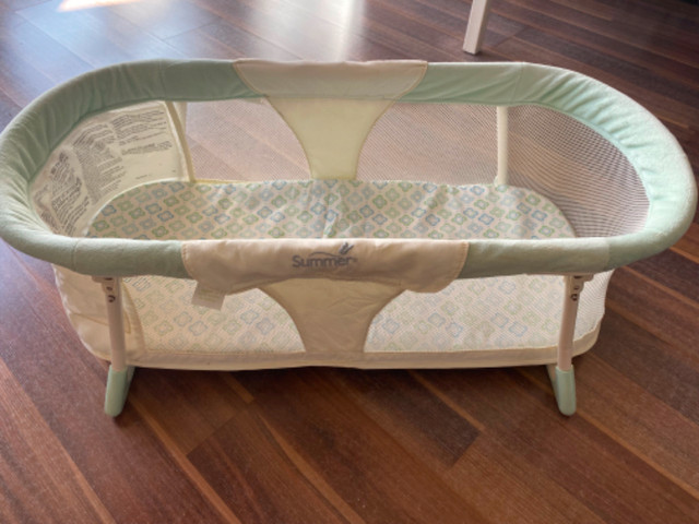 Baby bassinet in Other in Thunder Bay