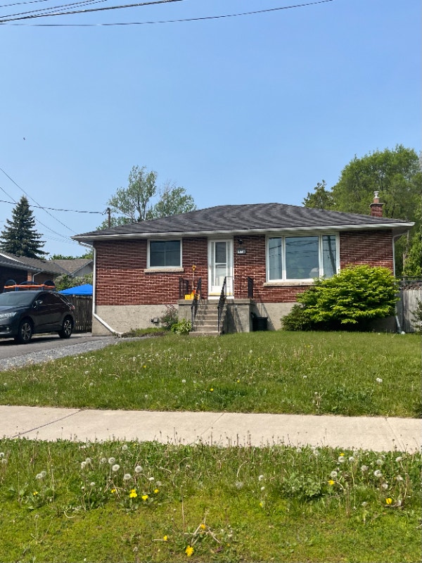 Spacious Downtown 2Bedroom Unit AllInclusive Long Term Rentals