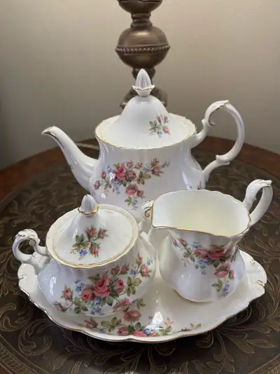 Royal Albert Moss Rose-Teapot, View more