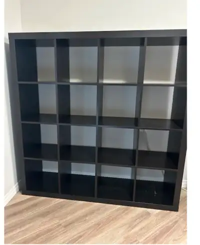 Good condition. One square at the bottom has some scratches on the bottom. Very smart and fancy look...