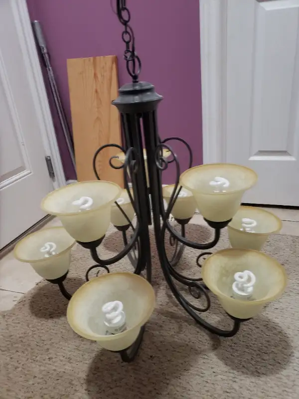 Chandelier light in Indoor Lighting & Fans in Brantford - Image 4