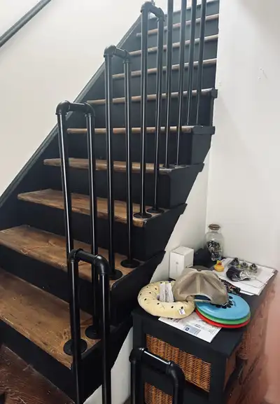 Smoke free home. 2 Bedroom Apartment. Available available January 1 Utilities included. this apartme...