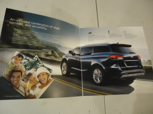 2015 KIa Sedona Sales Brochure. New. Can mail in Canada in Arts & Collectibles in Barrie - Image 3