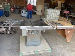 10" Table Saw in Power Tools in Hamilton - Image 4