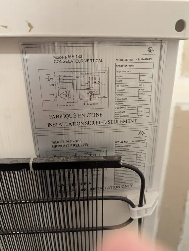 Upright Freezer.64346709198979121