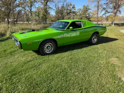 1974 Dodge Charger R/T tribute 440 Automatic complete restoration!! This car was once a cancer care...