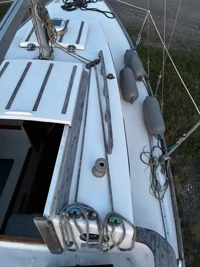 Alberg 22 sailboat in Sailboats in City of Toronto - Image 11