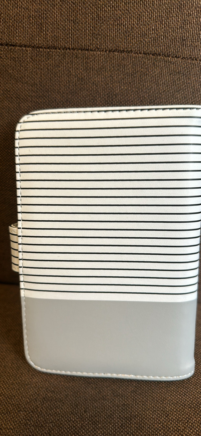 FUJIFILM Instax Square Album - Grey Stripe in Cameras & Camcorders in London - Image 2