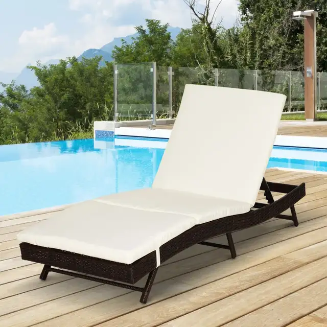 Wicker Patio Lounger, Outdoor S Shape Recliners Lounge Chair w/  in Patio & Garden Furniture in Markham / York Region - Image 3