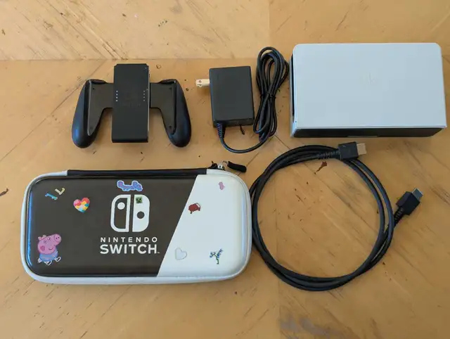 Nintendo Switch OLED - Not charging in Nintendo Switch in City of Montréal - Image 5