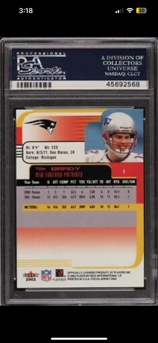2002 Fleer Focus JE Jersey Edition Tom Brady 1 PSA10 New England in Arts & Collectibles in Mississauga / Peel Region - Image 2
