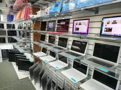 PROMOTION:MACBOOK EN LIQUIDATION ⚡✨⚡✨⚡, View more